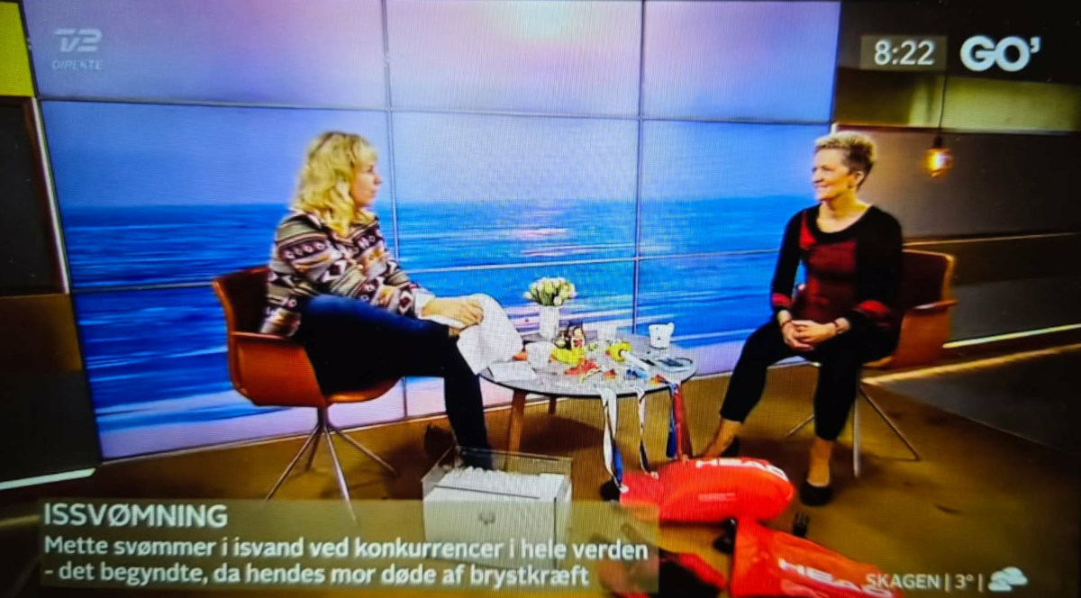 Mette svømmer i isvand - i tv